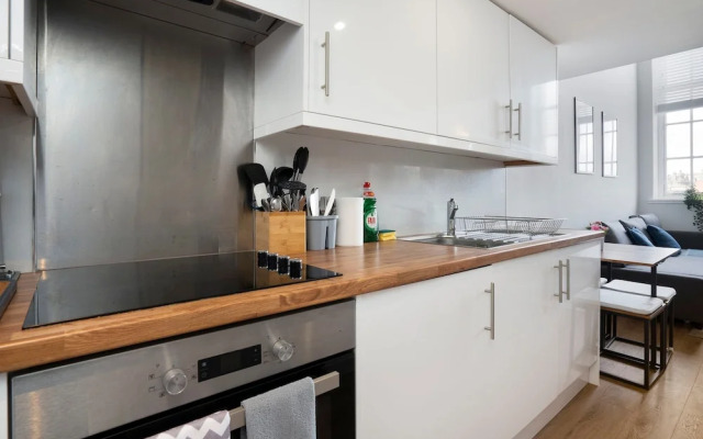 2bed-2bath Flat City Centre
