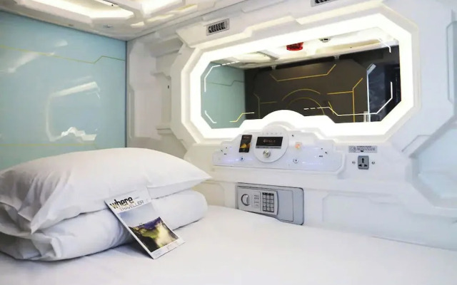 Capsule Riverside Saigon