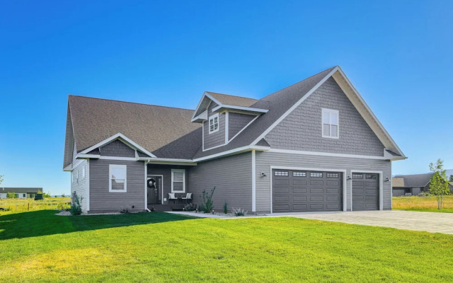12 Mi to Grand Targhee Resort: Modern Driggs Home