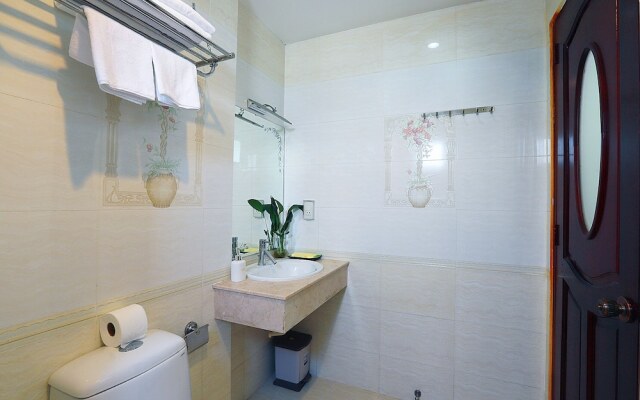 Lucky Star Hotel 266 De Tham