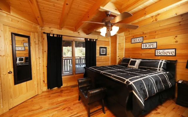 Blessed Nest - Four Bedroom Cabin