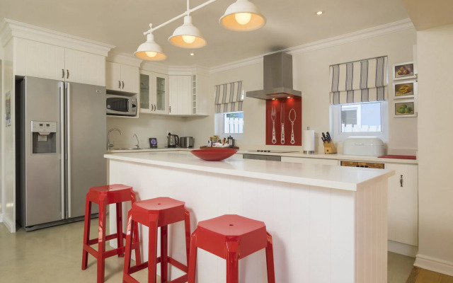 Thesen Islands Holiday House