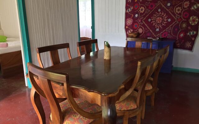 Cinco Ceibas Reserve & Park