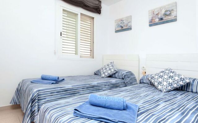 Apartment  Ronda L'Escala