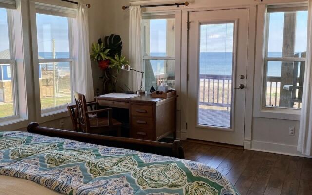 Sea Hag 3 Bedroom Home by Redawning