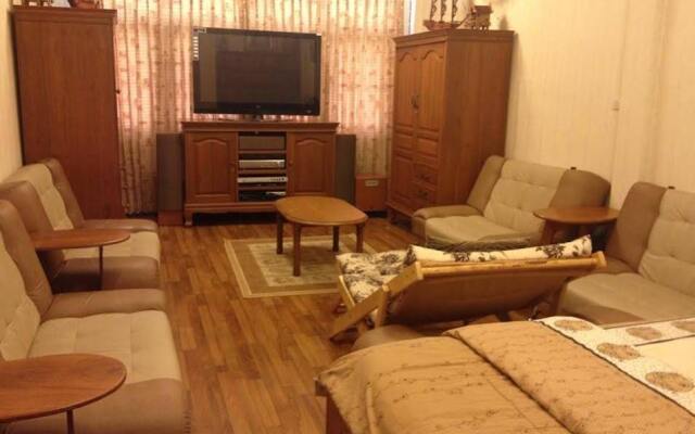 Meyon Holidays Apartment