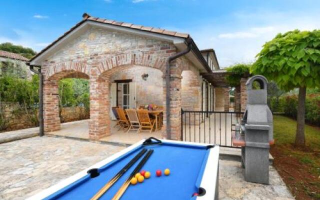 Villas Barat by Istarski Dvori