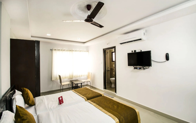 OYO Flagship 463 Banjara Hills