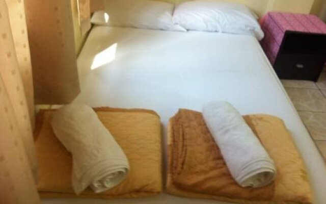 Airportlink Guesthouse