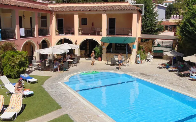 Annaliza Aparthotel