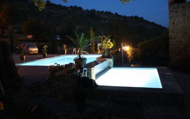 Le Mas Musardiere-Gîtes