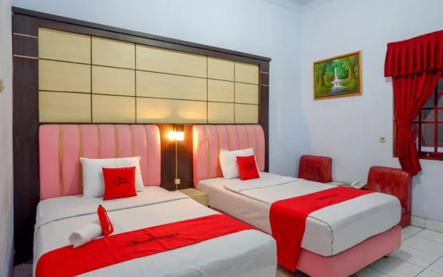 Formerly RedDoorz Syariah Stasiun Pekalongan 2