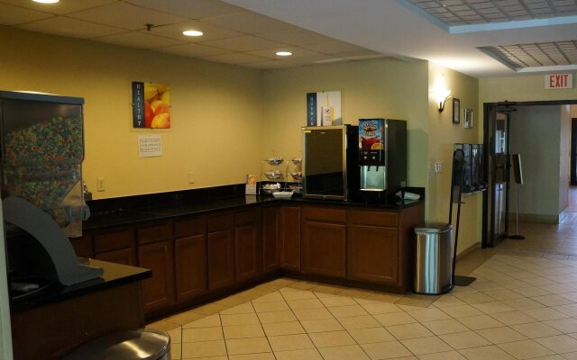 Country Inn & Suites by Radisson, Pickerington, OH