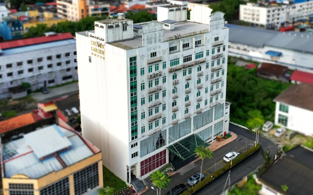Crown Garden Hotel