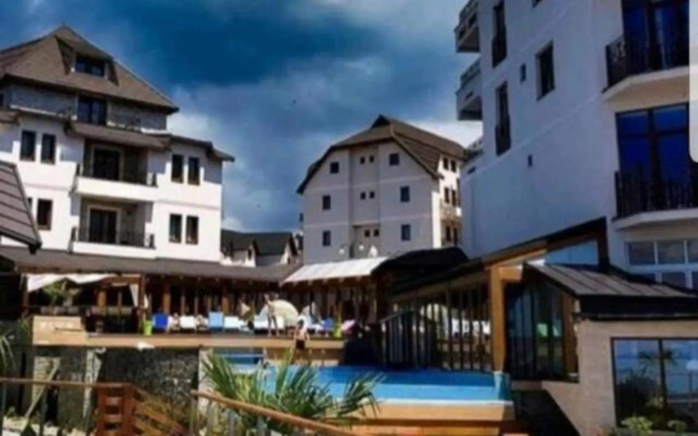 Ogi & Una Premijer 42