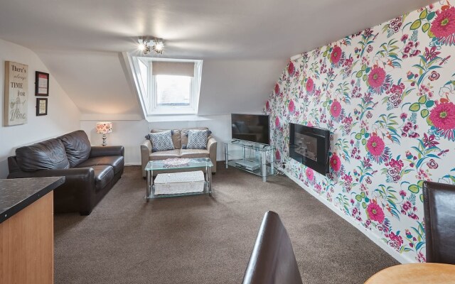 Apartment 4 At Glencoe