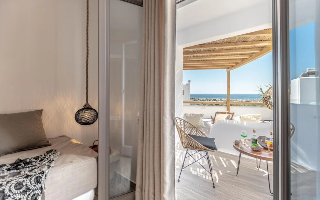 Naxos Contelibro