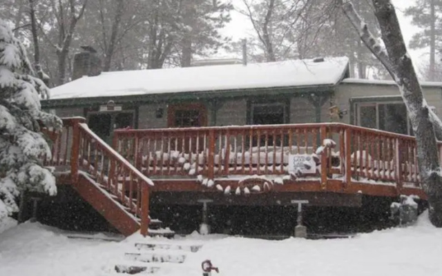 RedAwning A Huckabey Hideaway