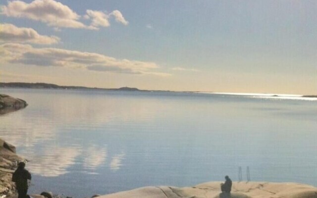 Beautiful Home in Västra Frölunda With 3 Bedrooms and Wifi