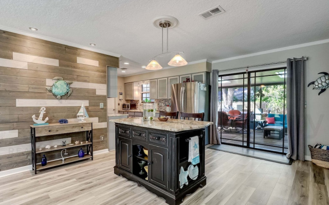 2113 Talbot Ct