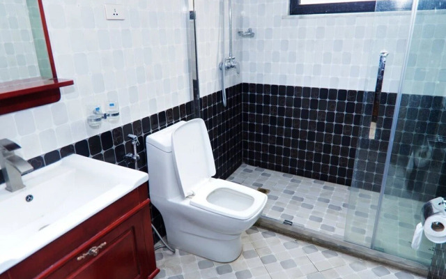 Right Guest House
