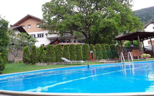 Garni Hotel Tauber