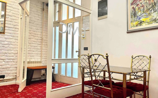 Luxury Family Residence With Free Parking