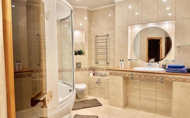 Artinvest (Артинвест) на улице Япеева