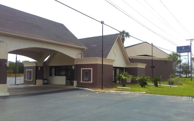 Regency Inn & Suites