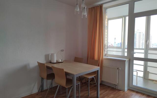 EKB.Studio (ЕКБ.Студио) на улице Уральская 75