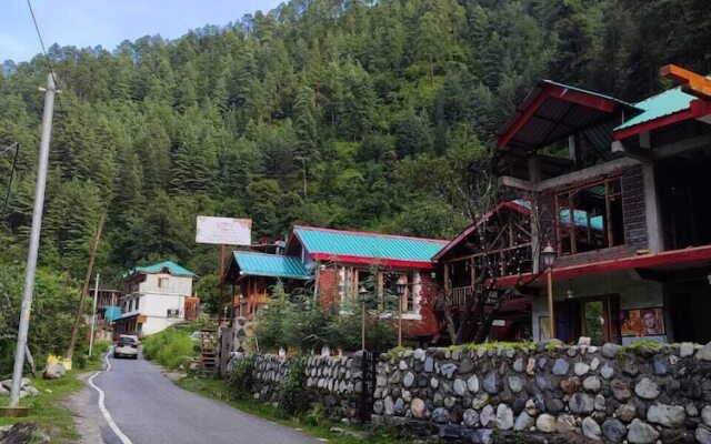 Virman Hillside Resort
