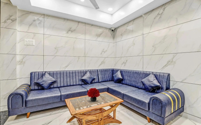 Flagship 93329 Hotel Shree Laxmi Kuber