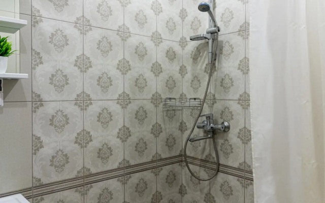 Апартаменты на Леселидзе 10