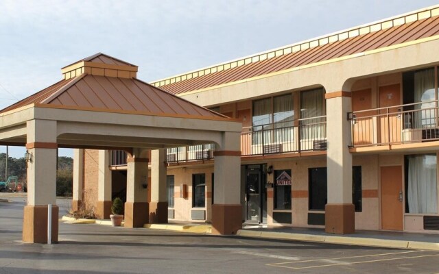 Studio Lodge Macon Extended Stay