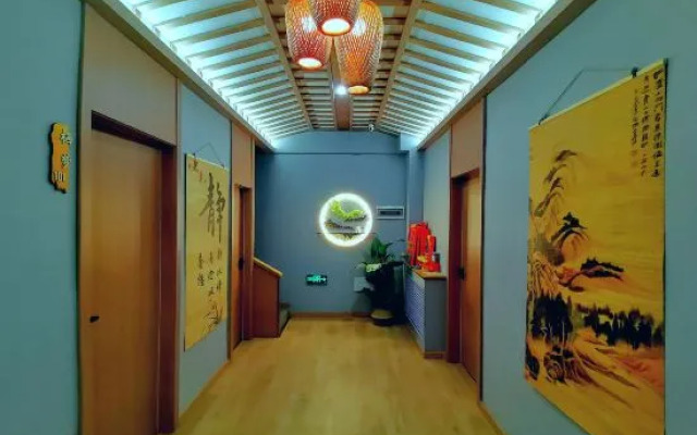 First encounter homestay