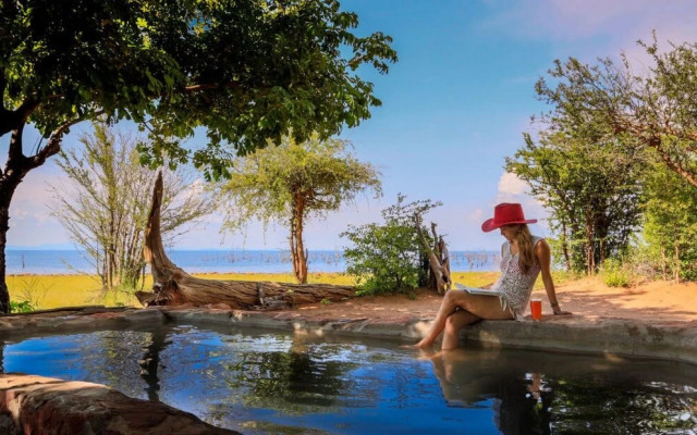 Rhino Safari Camp