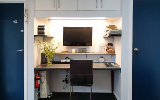 Studio 22
