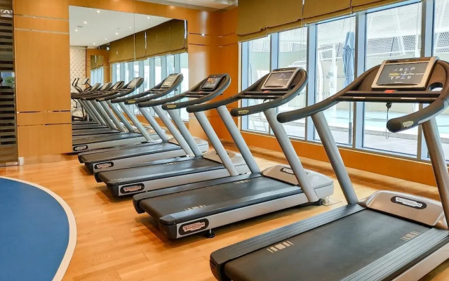 Luxury Urban Retreat w Burj Khalifa Views