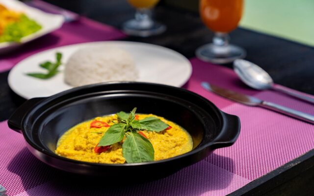 Koh Rong Hill Beach Resort