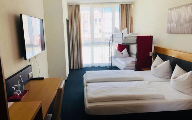 1A Business Hotel