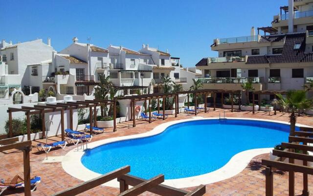 2218-Duplex first line beach with sea view