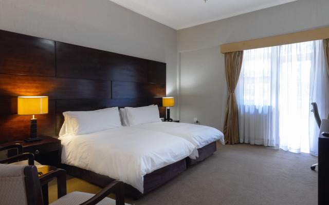 Holiday Inn Johannesburg Sunnyside Park by IHG