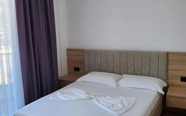 GL Hotel Ksamil