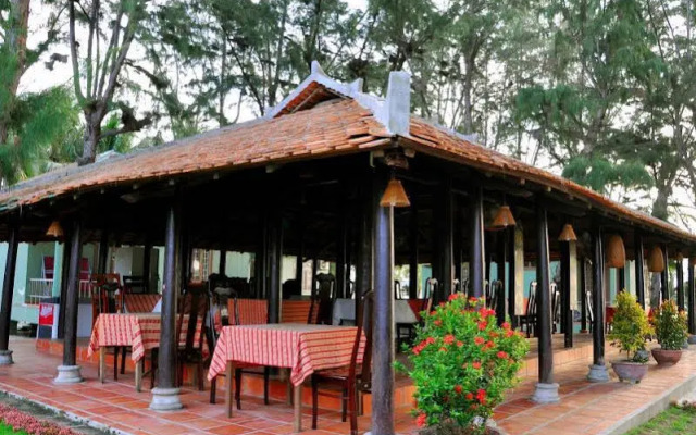 White Sand Doclet Resort & Spa