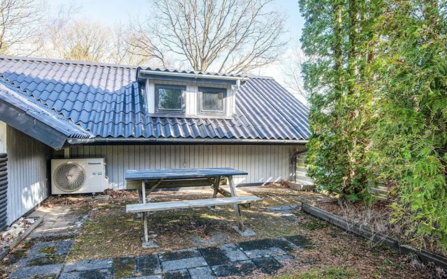 Spacious Holiday Home in Ansager near Lake