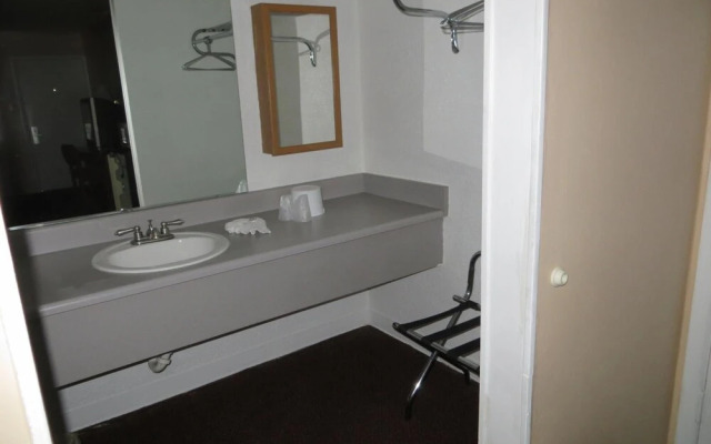 Premier Inns Metro Center