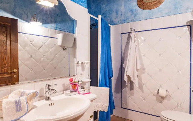 LA CASA DELL'ARTISTA 6, Emma Villas