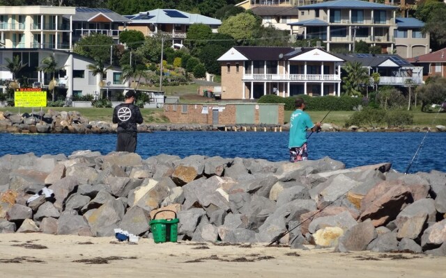 Beachside Cottage at Blacksmiths