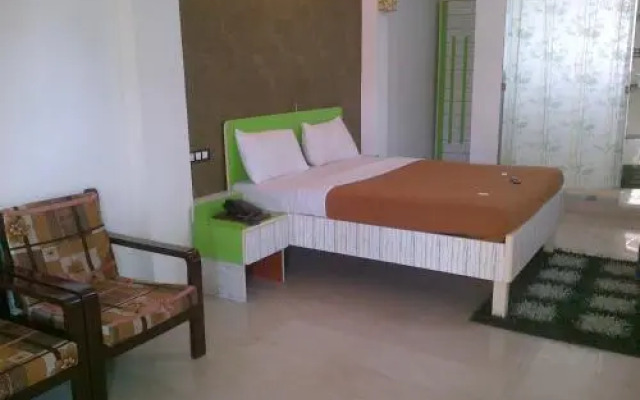 Pali Beach Resort