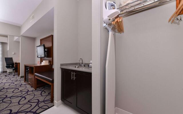 Comfort Inn & Suites Frisco - Plano